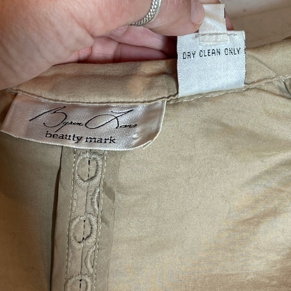 Bryan Lars Lace Embroidered Paris Trench Coat Floral Buttons Eyelet overlay Sz 2 - Picture 13 of 15